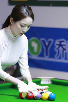 中国XVIDEOS房东偷拍WC